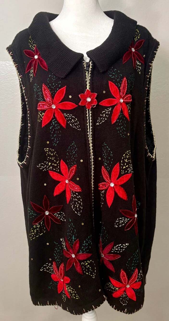 Vintage 90s Christmas Floral Sweater Vest Zip Up Black Poinsettia XL White Stag